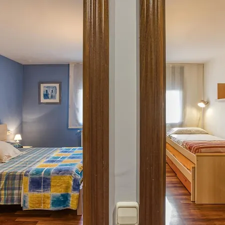 Cal Tatanet Apartment